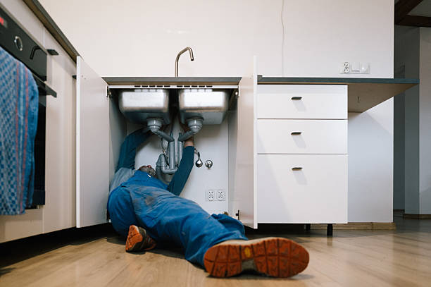 Professional Leak Detection technician working in Highland, MD